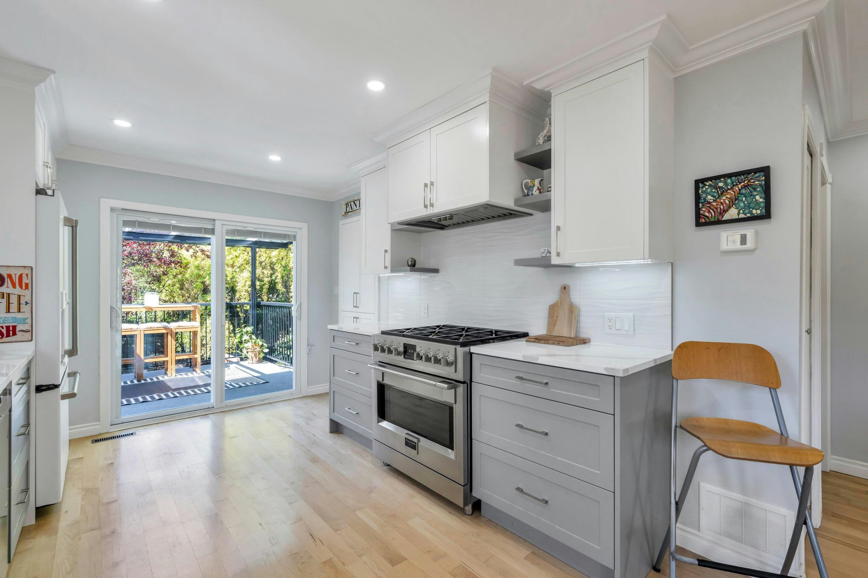 871 Kent Street, Surrey, BC, V4B 4S7 - 11