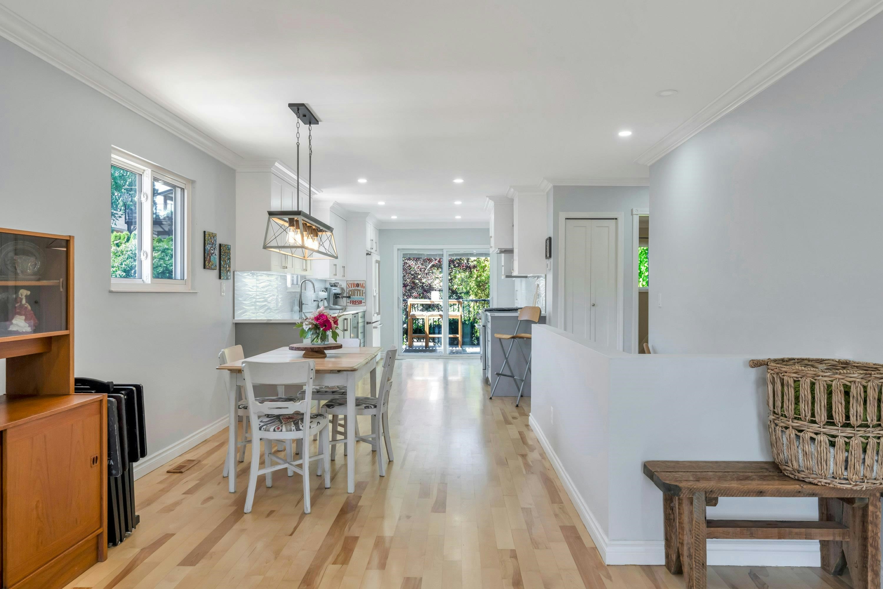 871 Kent Street, Surrey, BC, V4B 4S7 - 9