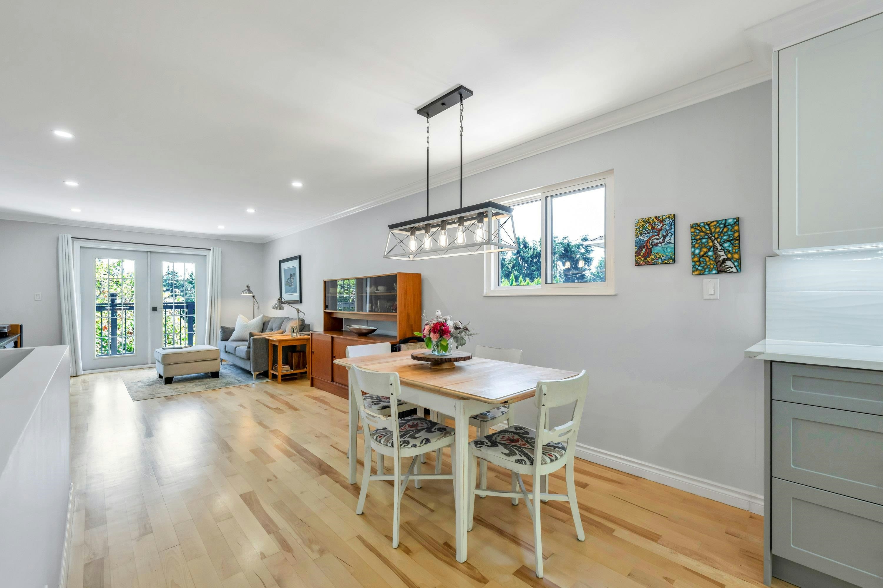 871 Kent Street, Surrey, BC, V4B 4S7 - 10
