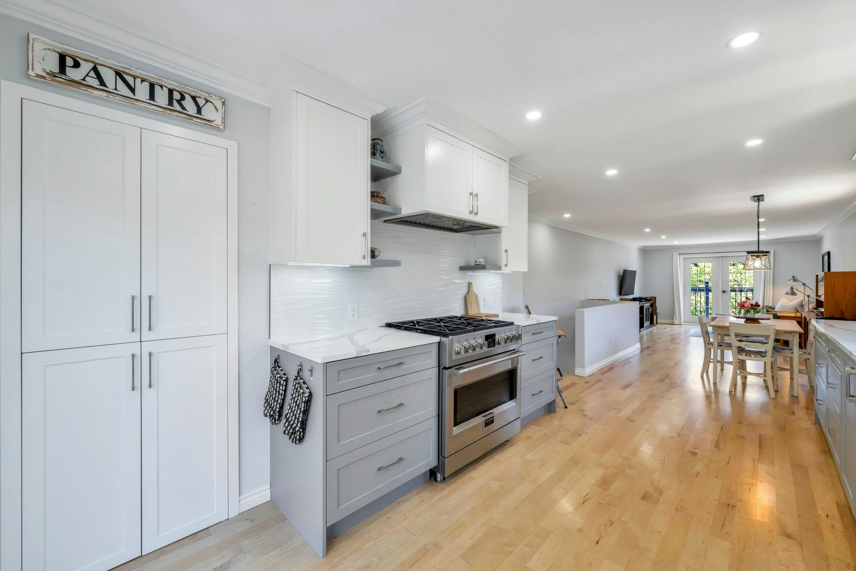 871 Kent Street, Surrey, BC, V4B 4S7 - 13