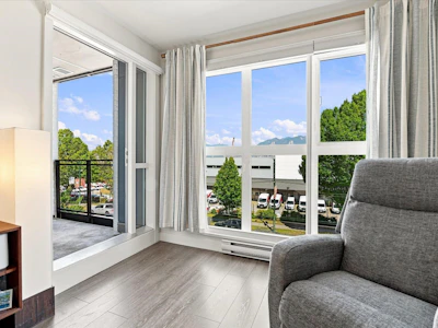 323-1588 E Hastings Street - 5