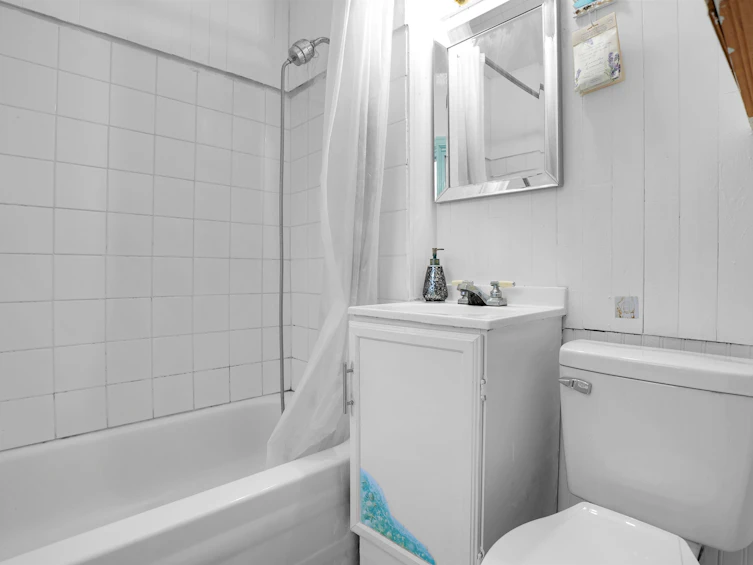 942 Lee Street, Surrey, BC, V4B 4N8 - 10