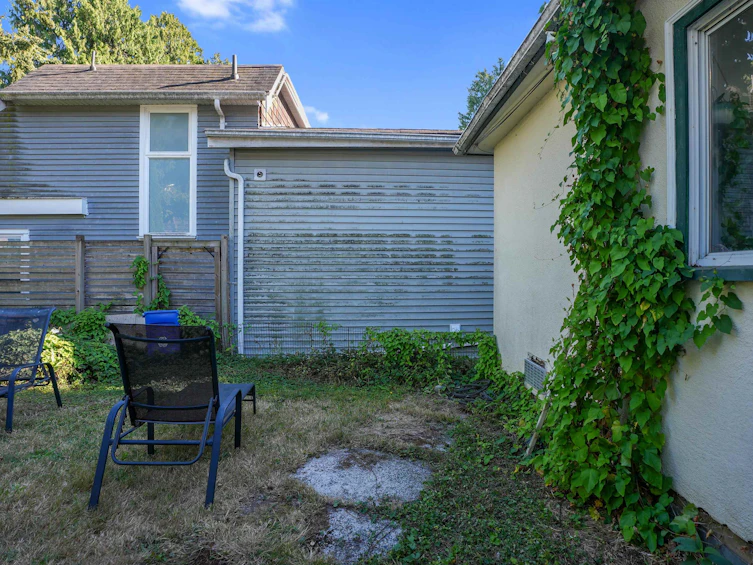 942 Lee Street, Surrey, BC, V4B 4N8 - 13