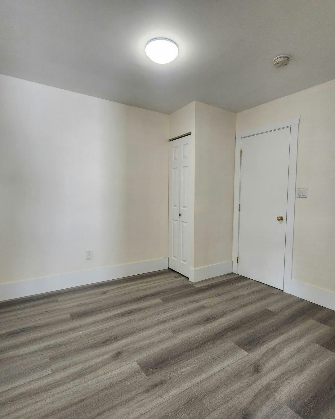 Upper-1535 Blaine Avenue, Burnaby, BC, V5A 2L9 - 7