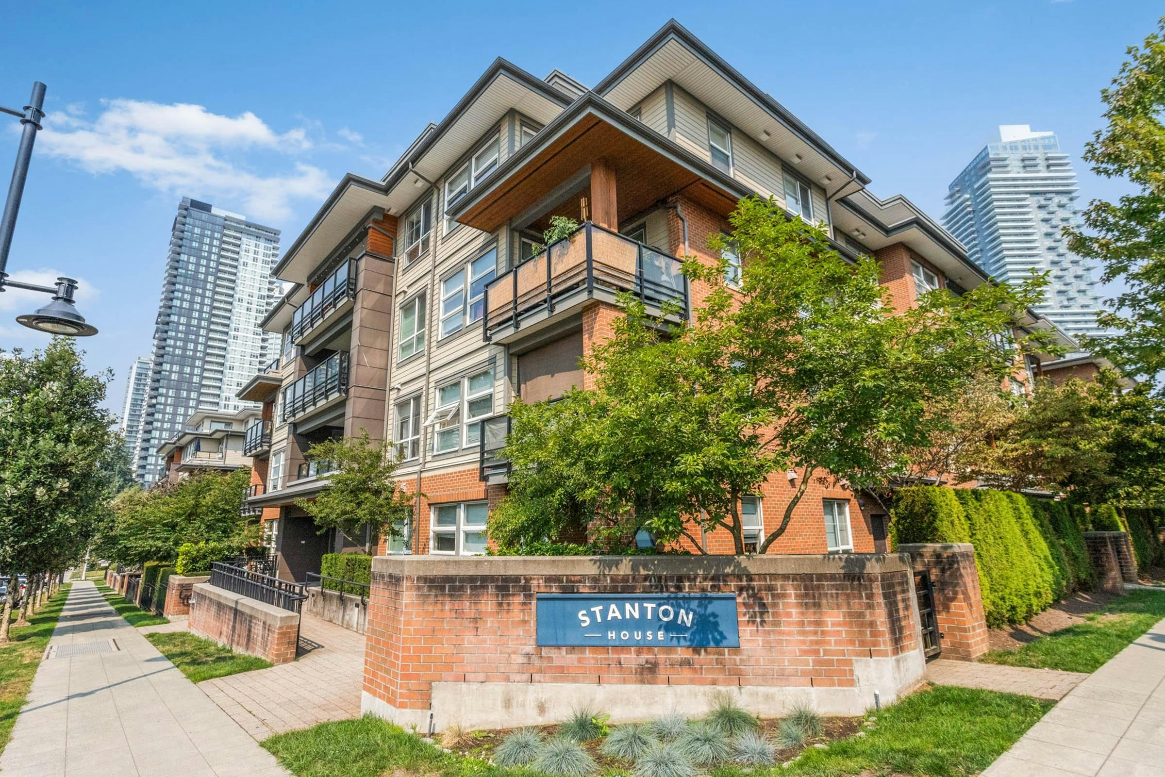 502-609 Cottonwood Avenue - 2