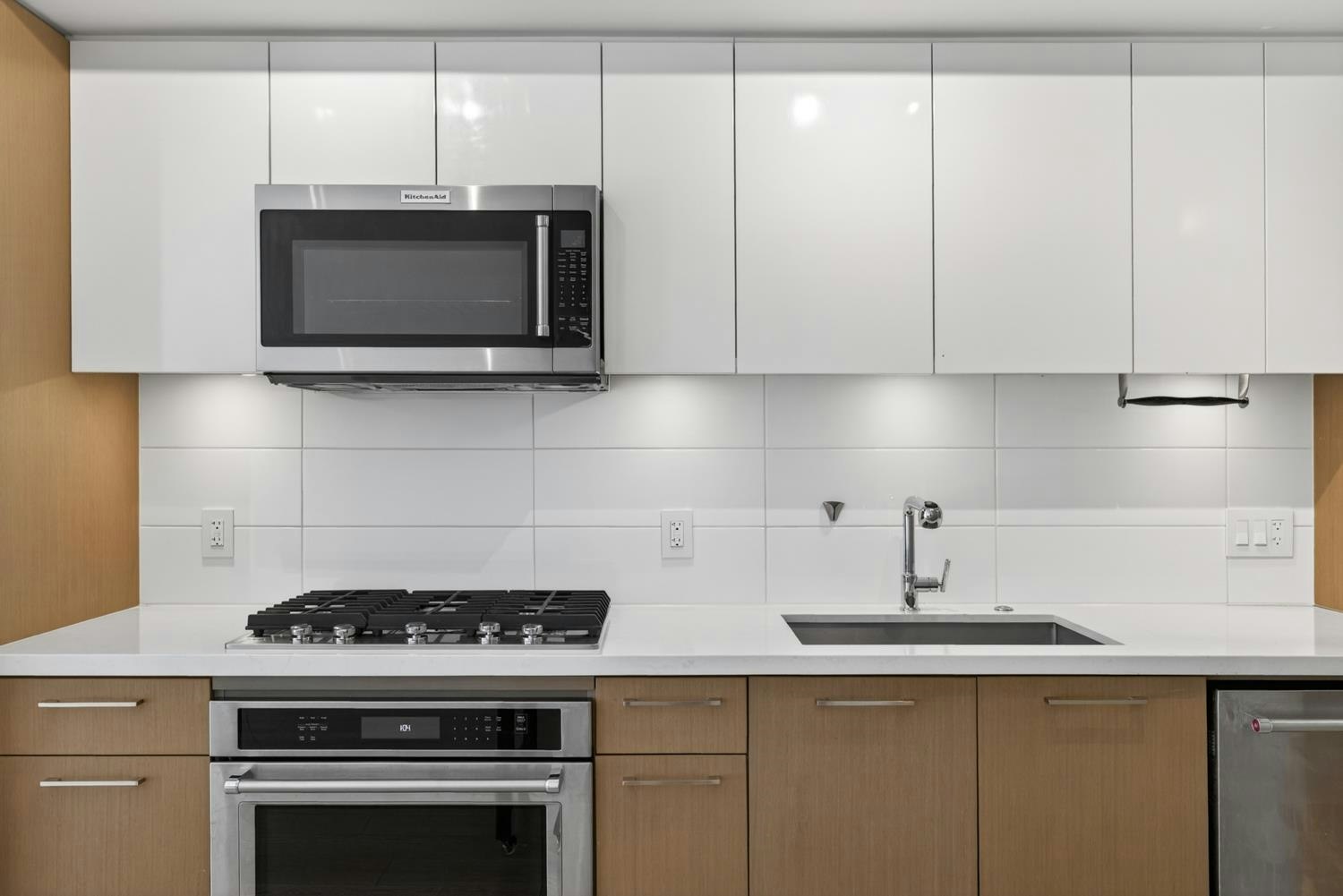 304-384 E 1st Avenue, Vancouver, BC, V5T 0G5 - 4