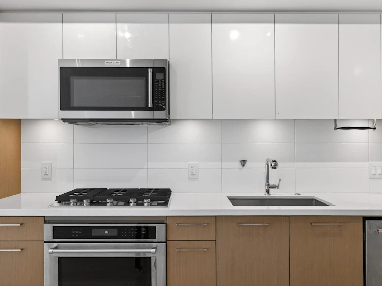 304-384 E 1st Avenue, Vancouver, BC, V5T 0G5 - 4