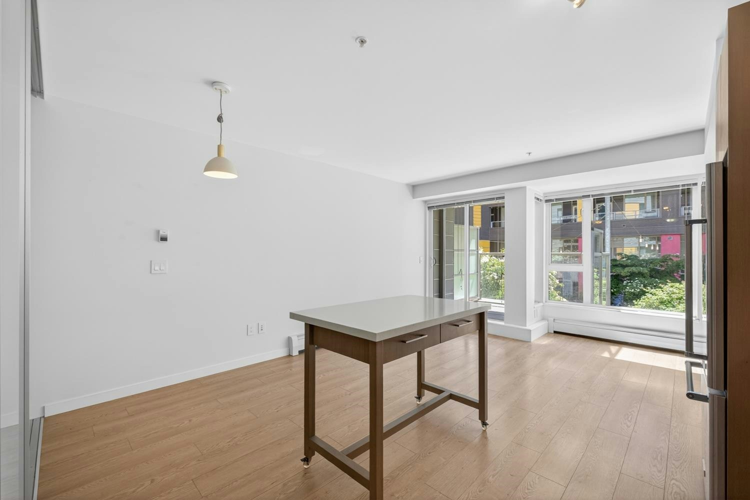 304-384 E 1st Avenue, Vancouver, BC, V5T 0G5 - 6