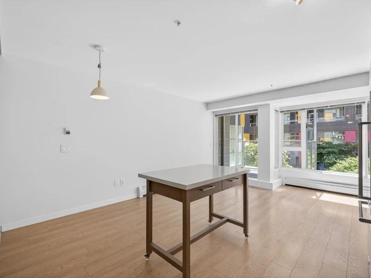 304-384 E 1st Avenue, Vancouver, BC, V5T 0G5 - 6