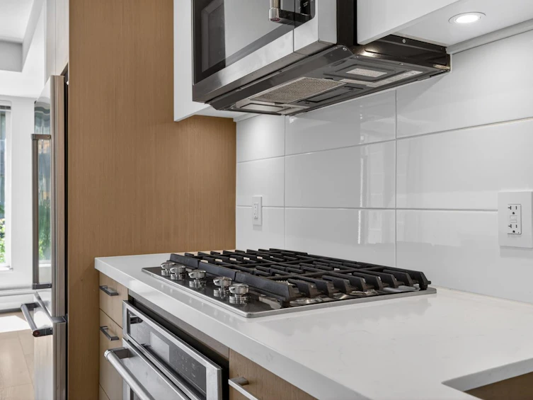 304-384 E 1st Avenue, Vancouver, BC, V5T 0G5 - 5