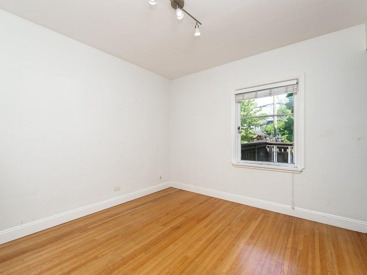 2903 W 42nd Avenue, Vancouver, BC, V6N 3G8 - 16