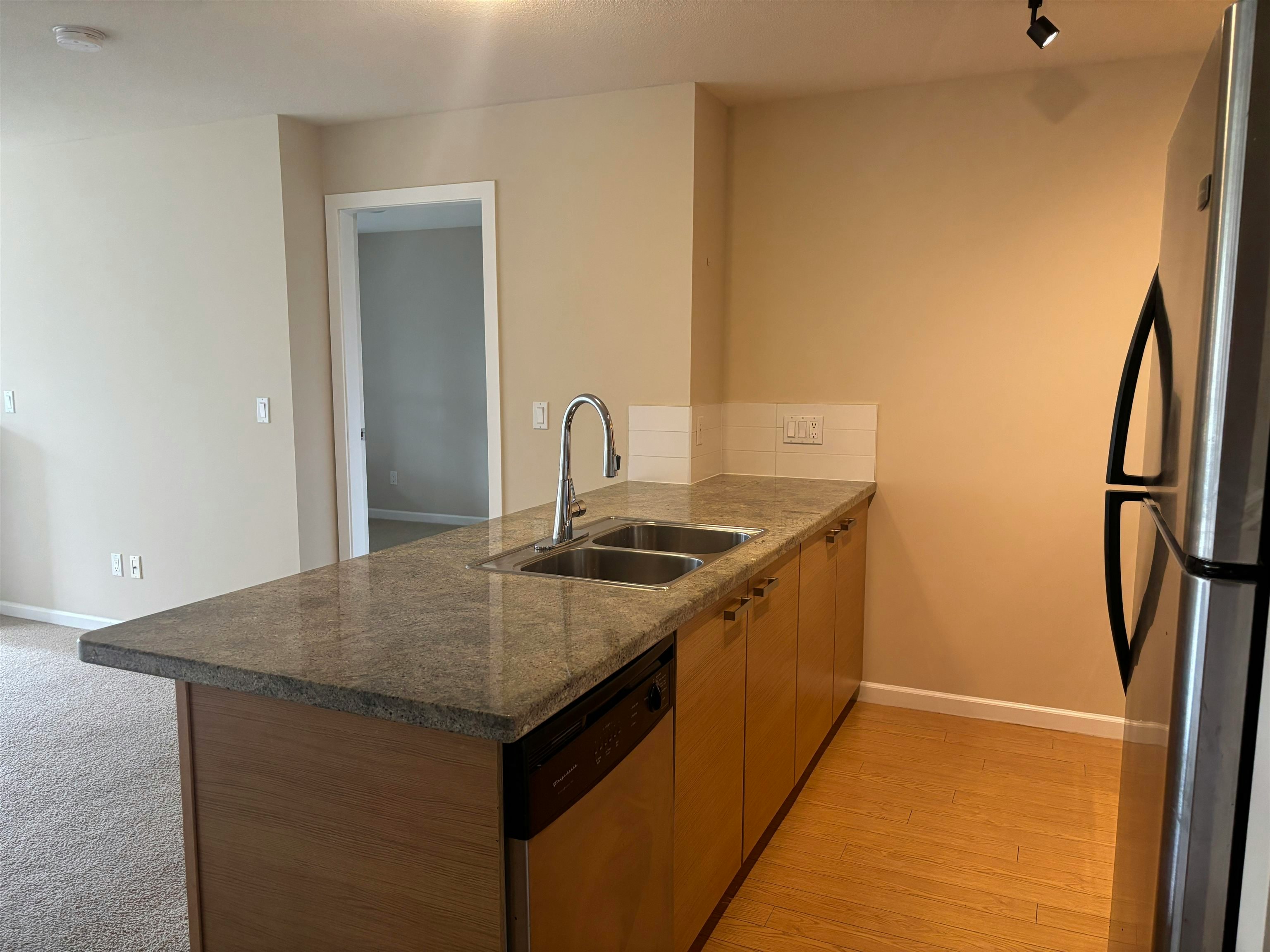 312-6815 188 Street, Surrey, BC, V4N 0Z8 - 15
