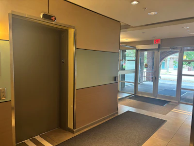 312-6815 188 Street - 4