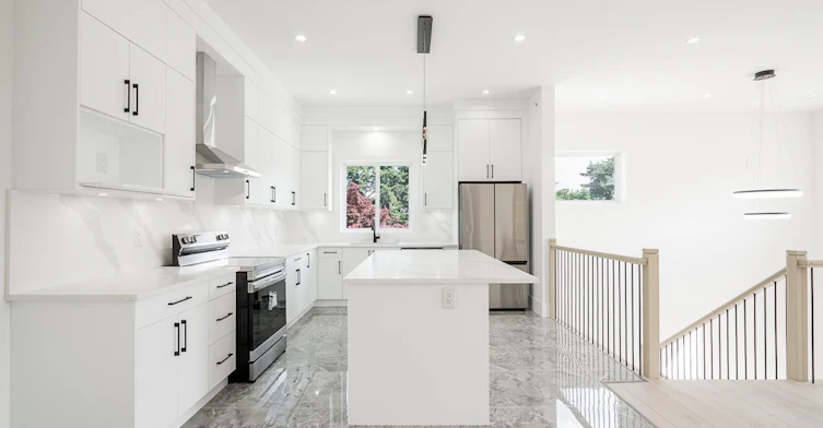 UPPER B-45945 Lewis Avenue, Chilliwack, BC, V2P 3C3 - 9