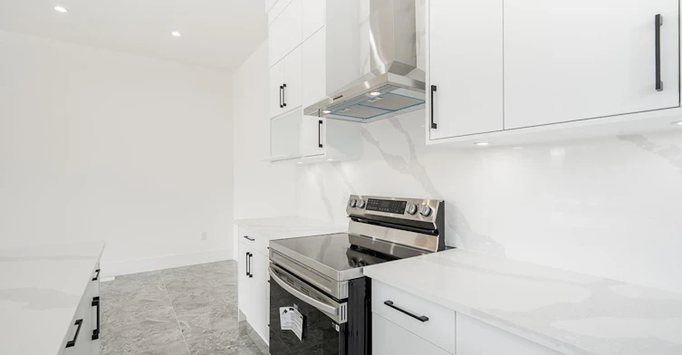 UPPER B-45945 Lewis Avenue, Chilliwack, BC, V2P 3C3 - 11