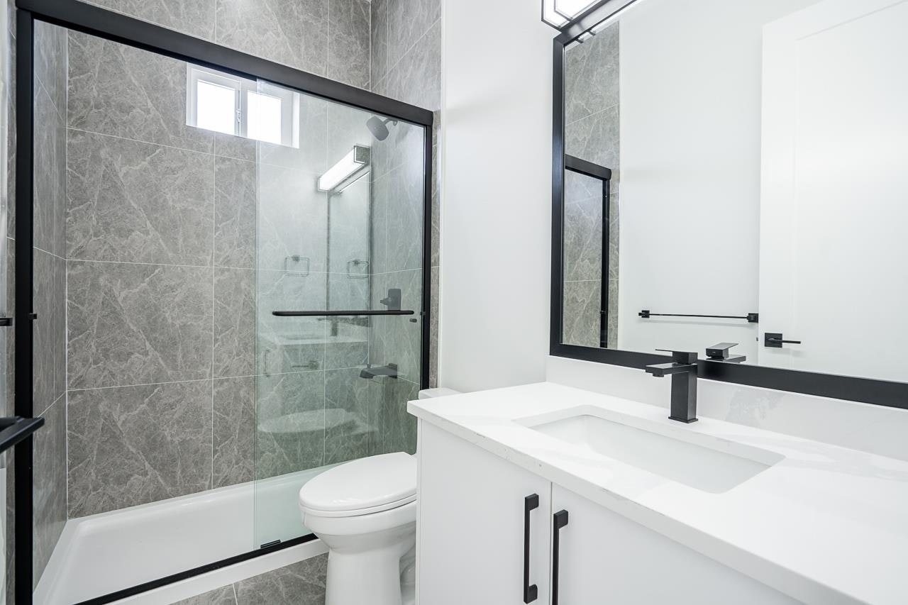 UPPER B-45945 Lewis Avenue, Chilliwack, BC, V2P 3C3 - 23