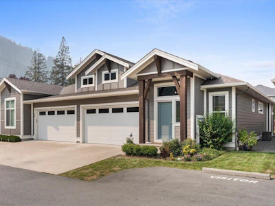 34-628 Mccombs Drive - 2