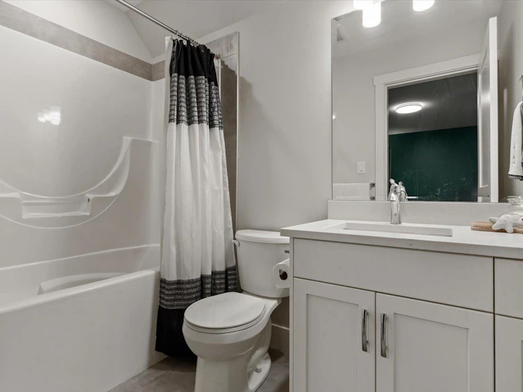 34-628 Mccombs Drive, Harrison Hot Springs, BC, V0M 1K0 - 37