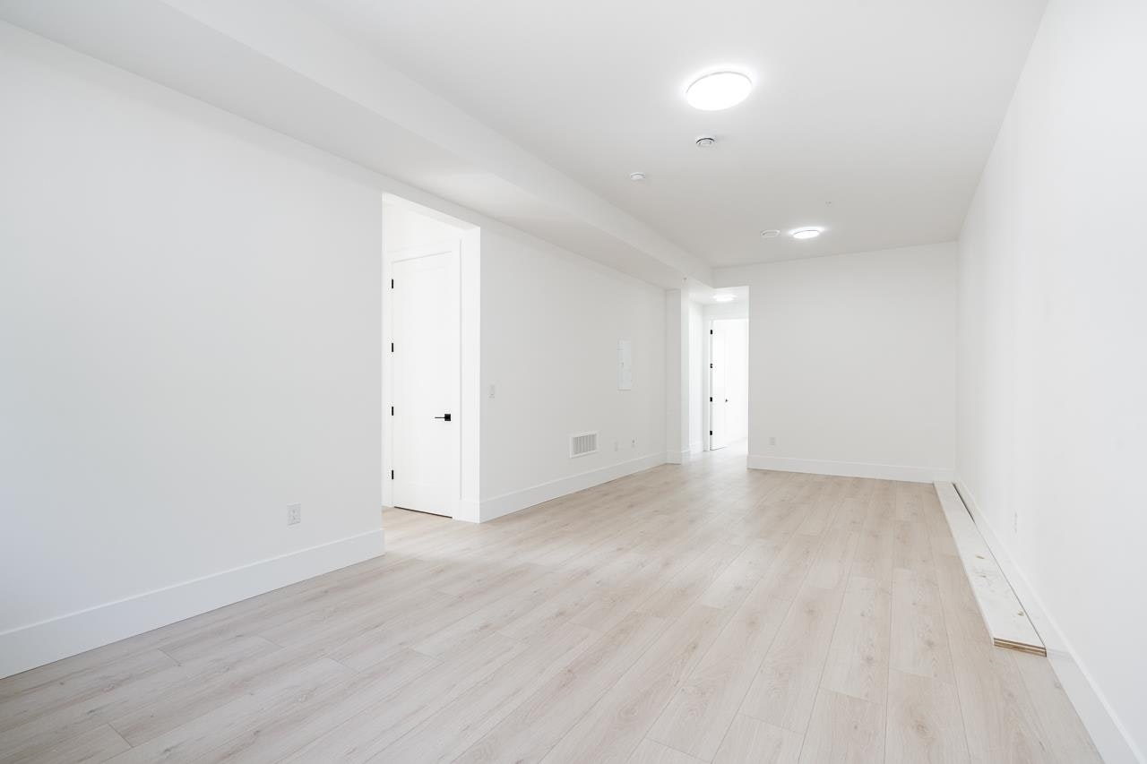 LOWER B-45945 Lewis Avenue, Chilliwack, BC, V2P 3C3 - 5