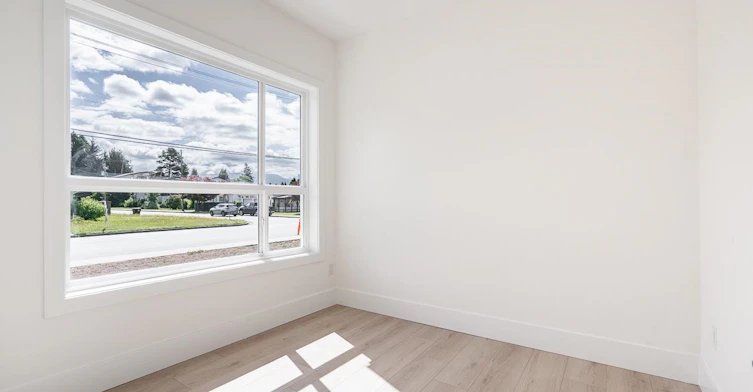 LOWER B-45945 Lewis Avenue, Chilliwack, BC, V2P 3C3 - 2