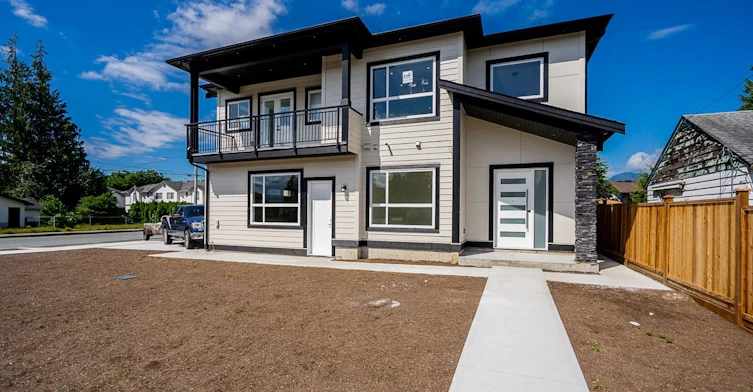 LOWER B-45945 Lewis Avenue, Chilliwack, BC, V2P 3C3