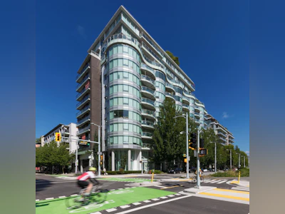 406-1661 Ontario Street - 2