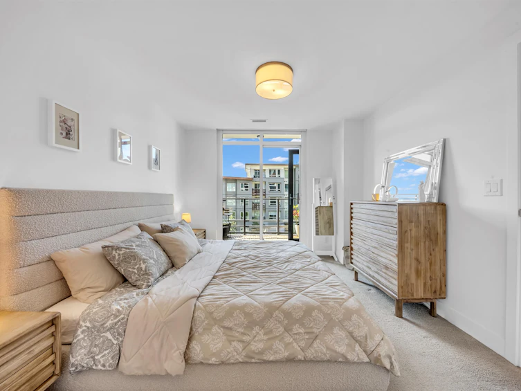 305-2707 Library Lane, North Vancouver, BC, V7J 0C6 - 12