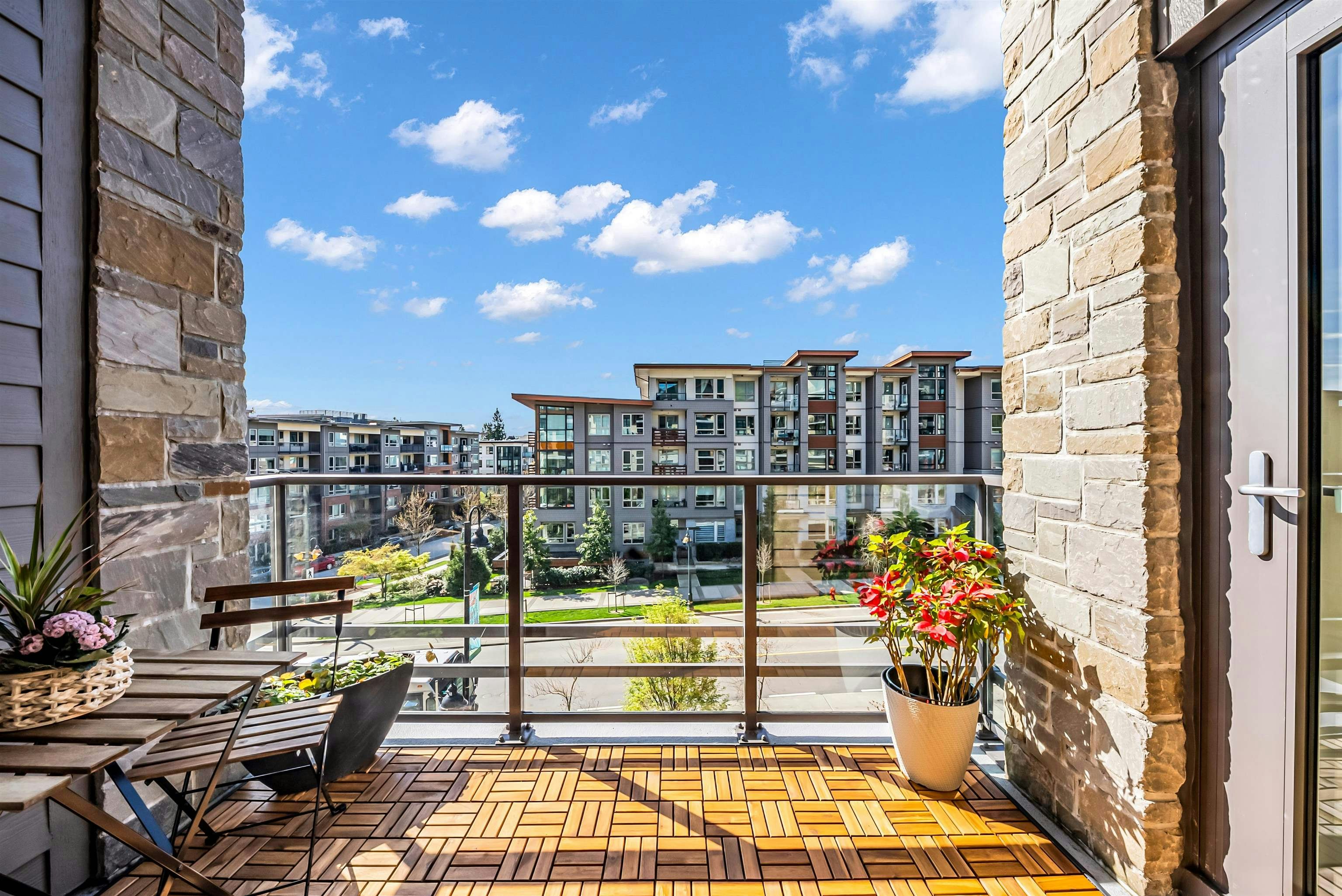 305-2707 Library Lane, North Vancouver, BC, V7J 0C6 - 10