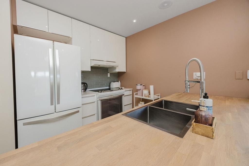 1-622 Farnham Road, Gibsons, BC, V0N 1V8 - 7