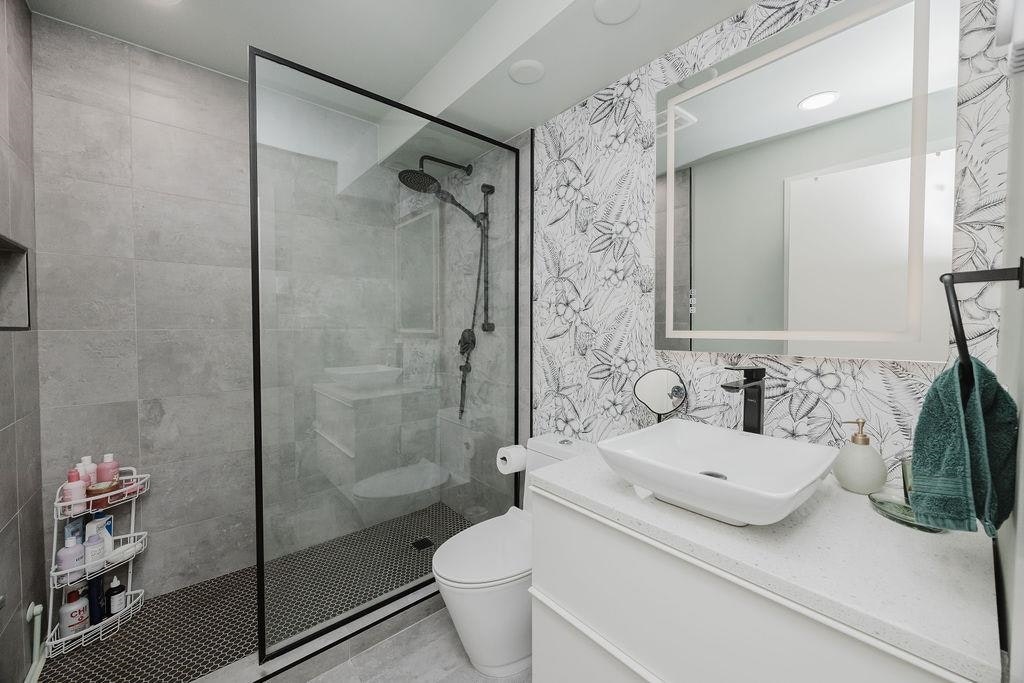 1-622 Farnham Road, Gibsons, BC, V0N 1V8 - 10