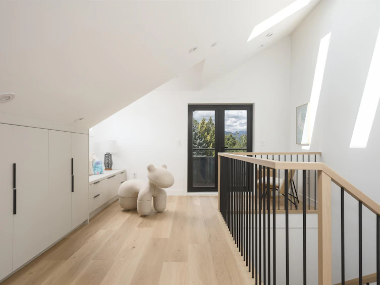 920 E 16th Avenue, Vancouver, BC, V5T 2V9 - 16