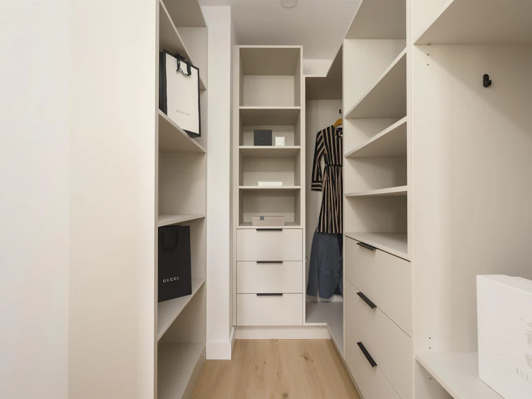 920 E 16th Avenue, Vancouver, BC, V5T 2V9 - 14