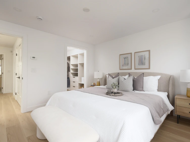 920 E 16th Avenue, Vancouver, BC, V5T 2V9 - 13
