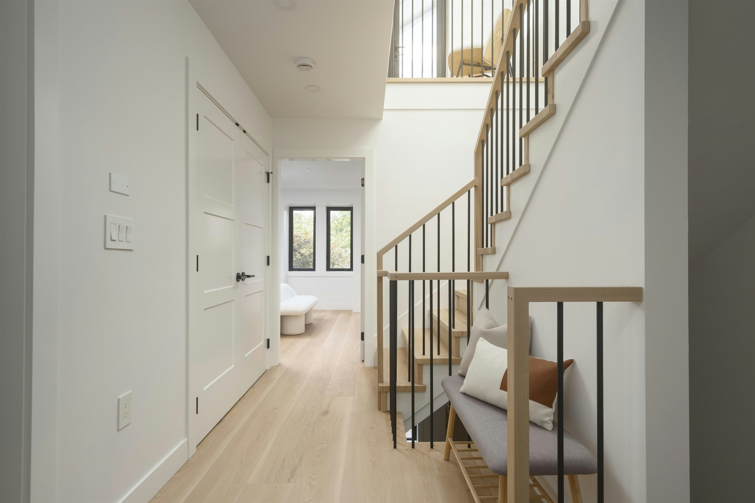 920 E 16th Avenue, Vancouver, BC, V5T 2V9 - 8