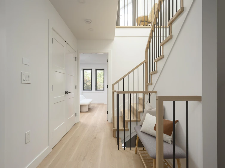 920 E 16th Avenue, Vancouver, BC, V5T 2V9 - 8