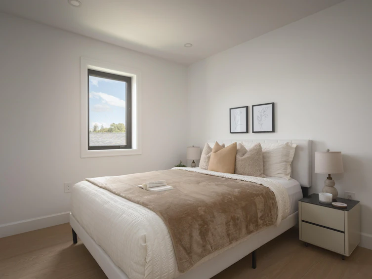 922 E 16th Avenue, Vancouver, BC, V5T 2V9 - 18