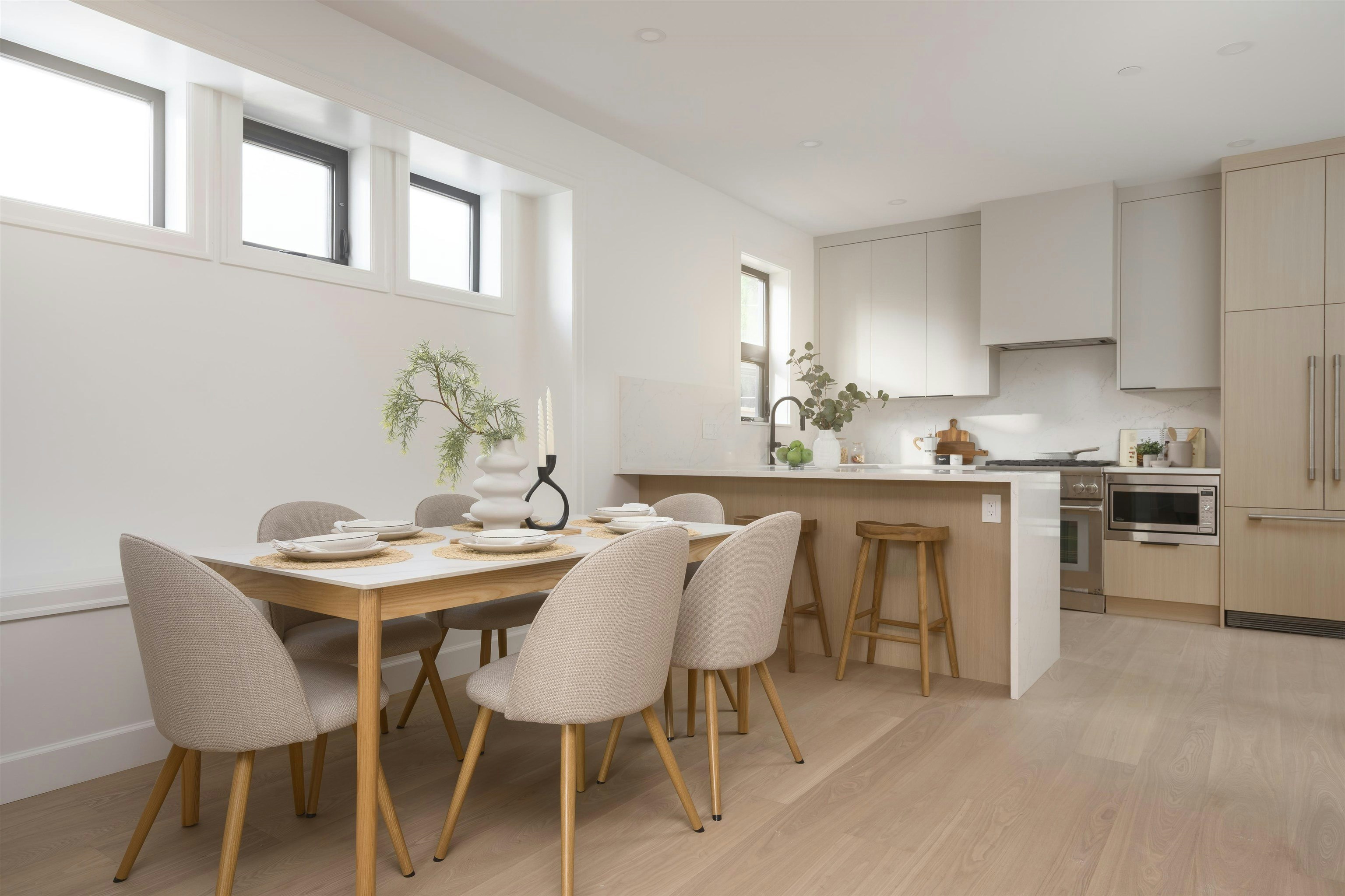 922 E 16th Avenue, Vancouver, BC, V5T 2V9 - 7