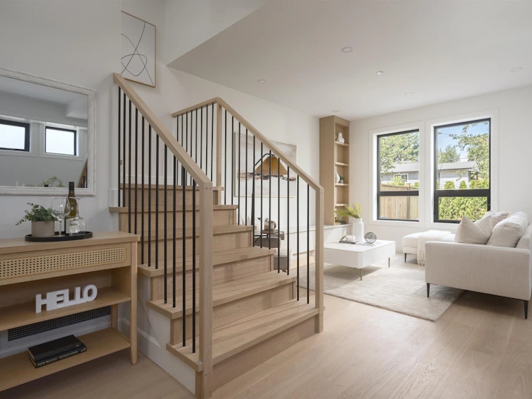 922 E 16th Avenue, Vancouver, BC, V5T 2V9