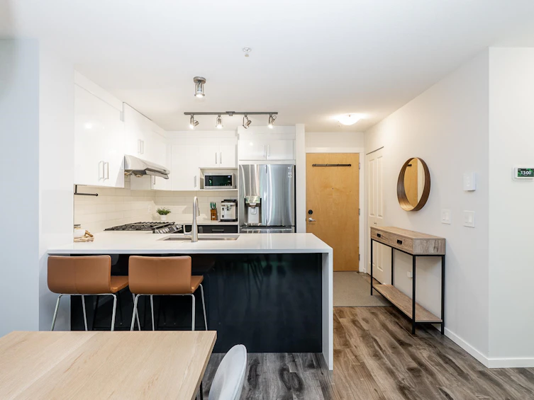 411-3050 Dayanee Springs Boulevard, Coquitlam, BC, V3E 0A2 - 5