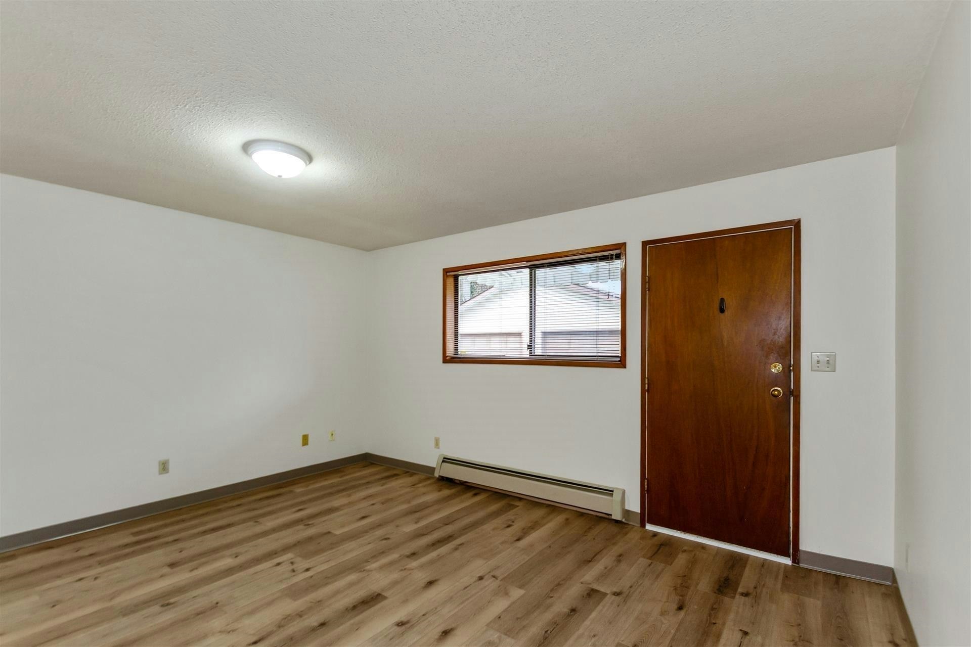 4958 Sidley Street, Burnaby, BC, V5J 1T5 - 3