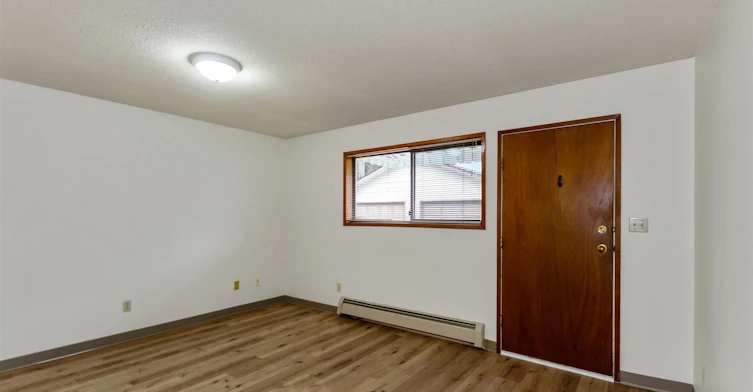 4958 Sidley Street, Burnaby, BC, V5J 1T5 - 3