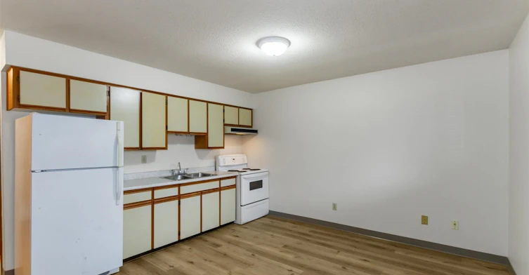 4958 Sidley Street, Burnaby, BC, V5J 1T5 - 2