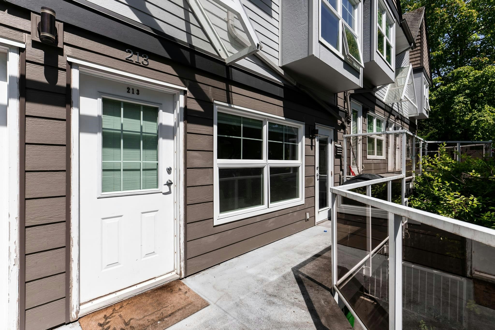 213-3787 Pender Street, Burnaby, BC, V5C 2L2 - 32