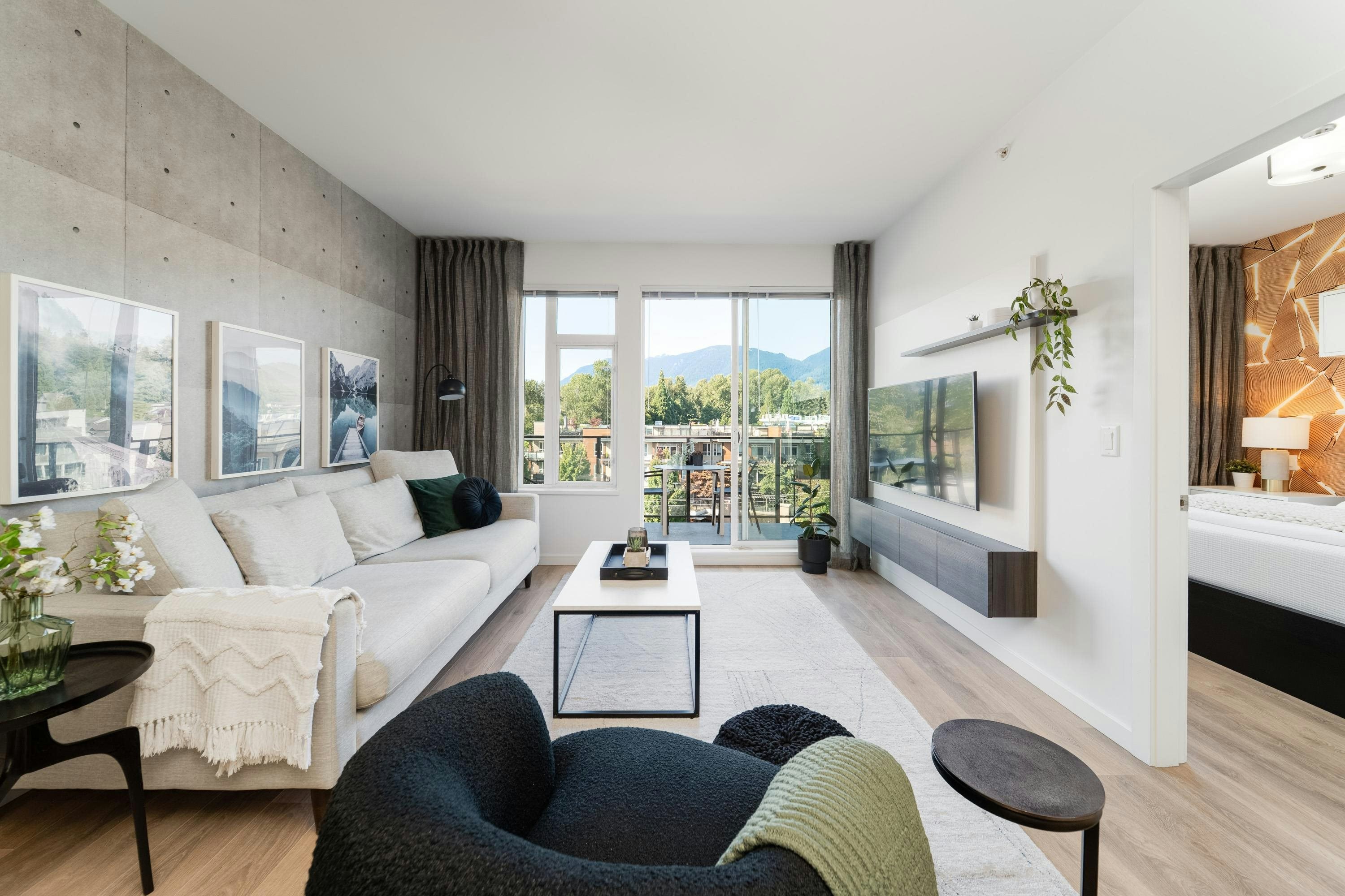 517-725 Marine Drive - 3