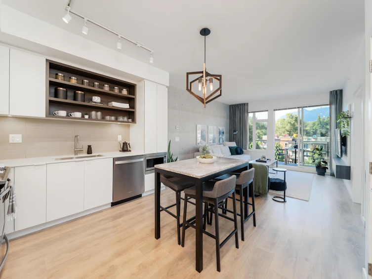 517-725 Marine Drive, North Vancouver, BC, V7M 0G2 - 9