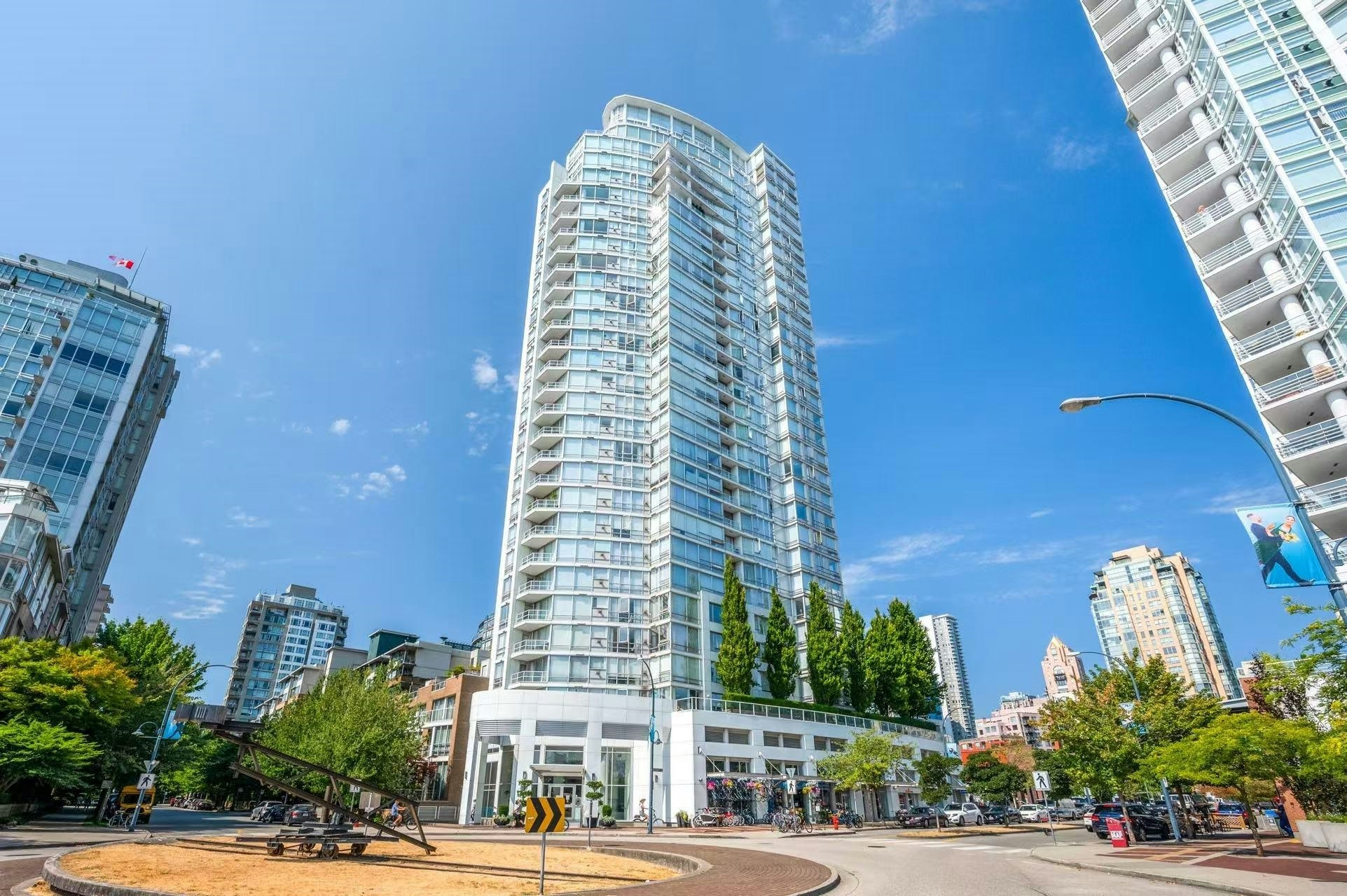 1901-1201 Marinaside Crescent, Vancouver, BC, V6Z 2V2