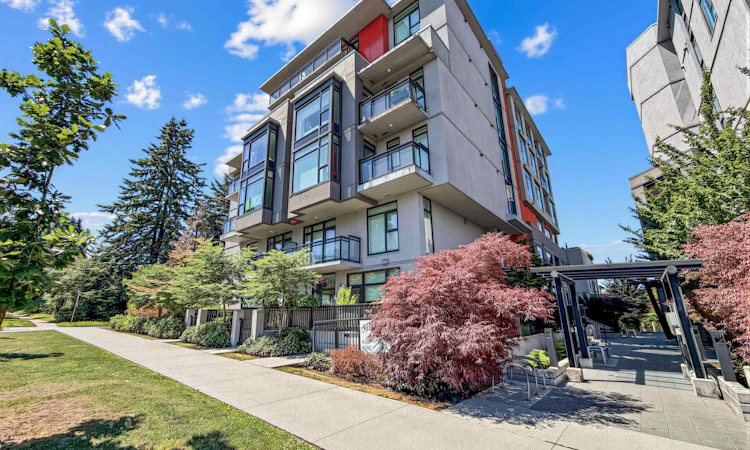 402-4189 Cambie Street