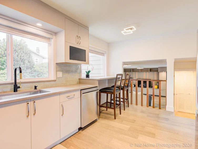 10711 Argentia Drive, Richmond, BC, V7E 4K6 - 10