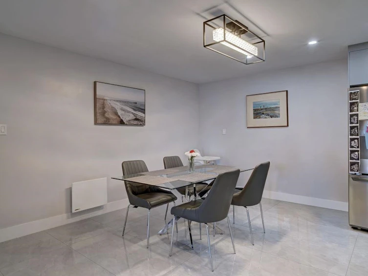 9168 Sunshine Coast Highway, Halfmoon Bay, BC, V7Z 1E9 - 13