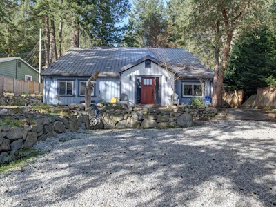 9168 Sunshine Coast Highway - 5